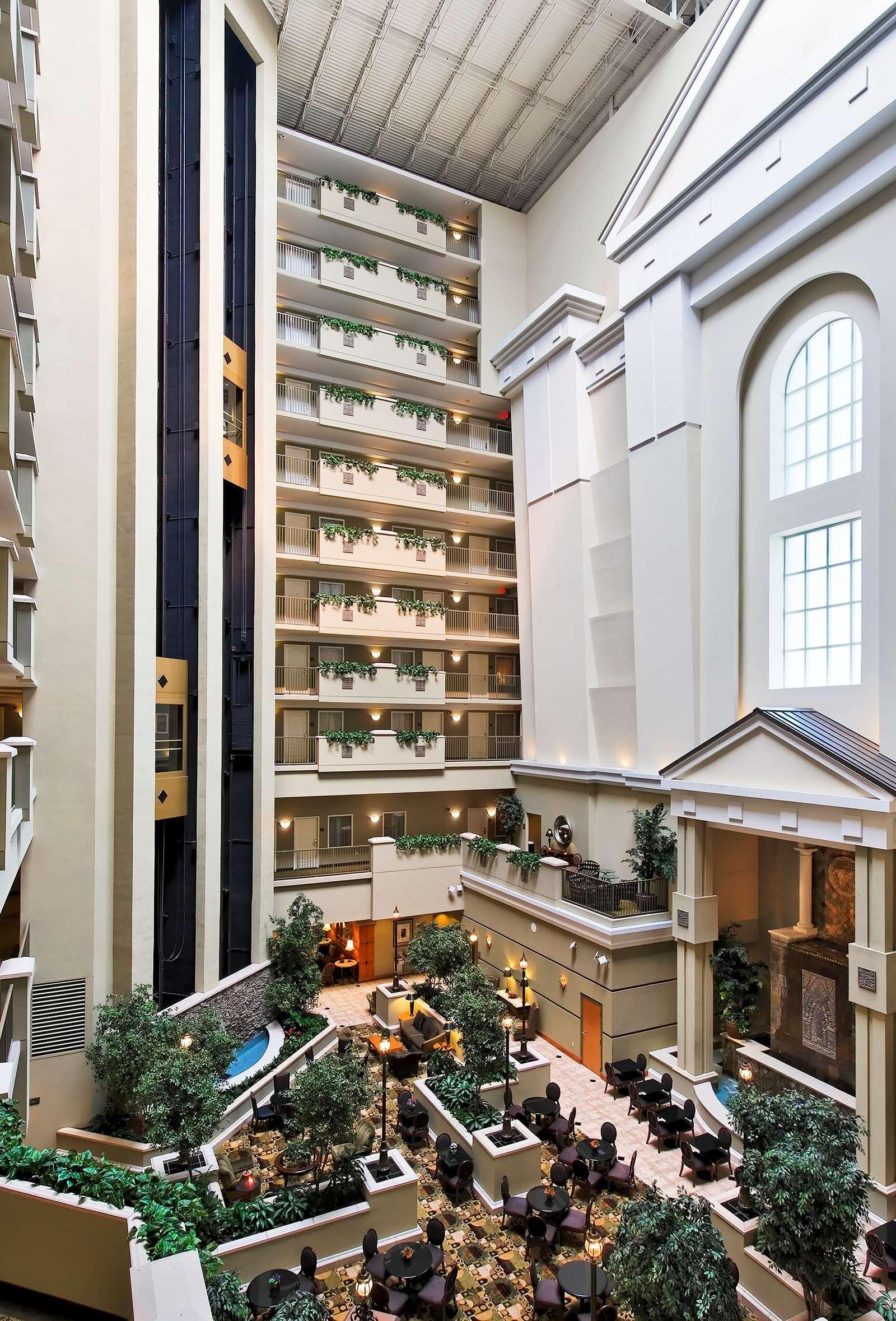 Embassy Suites Nashville - At Vanderbilt Екстериор снимка