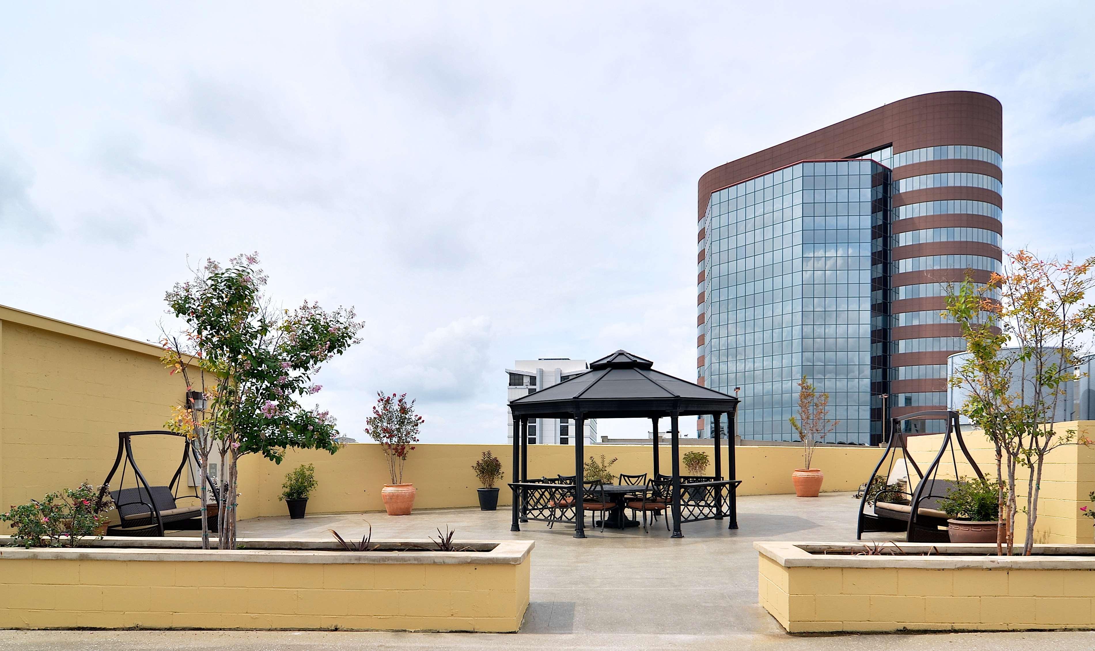 Embassy Suites Nashville - At Vanderbilt Екстериор снимка