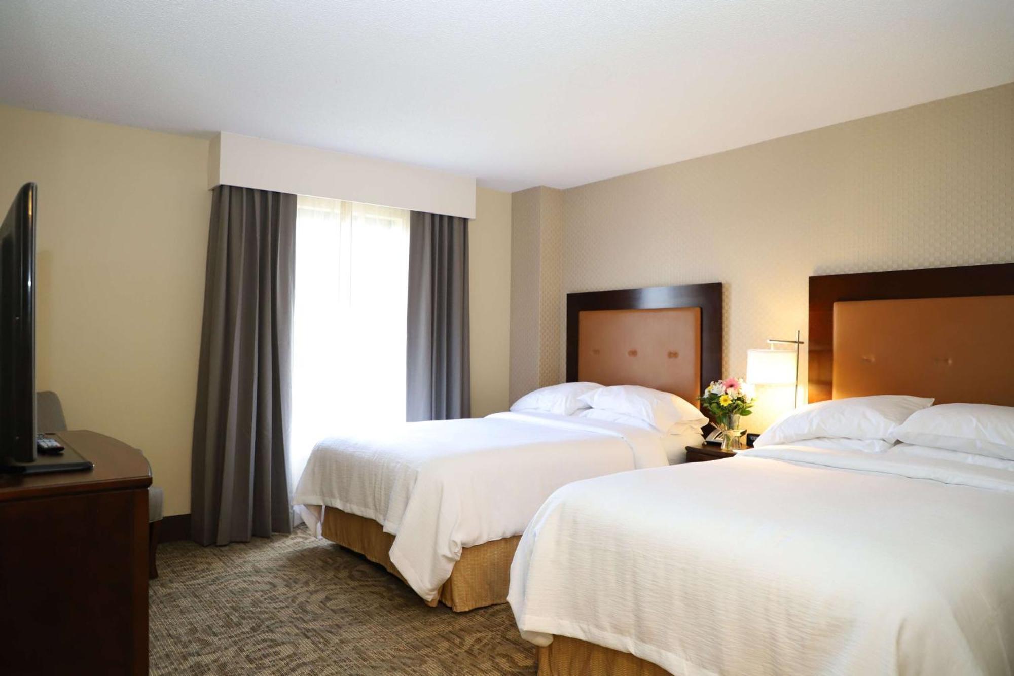 Embassy Suites Nashville - At Vanderbilt Екстериор снимка