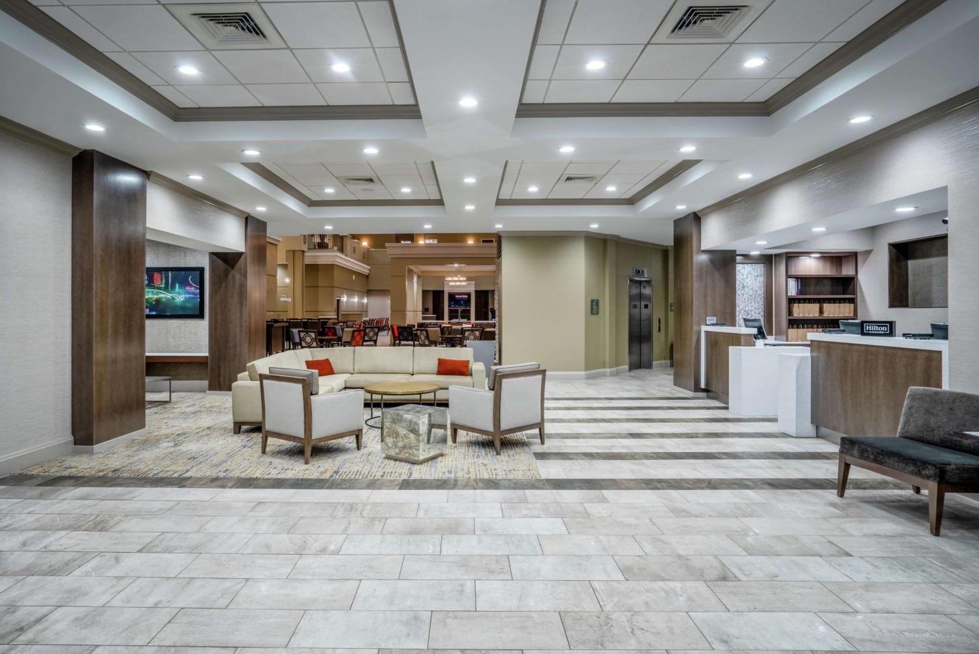 Embassy Suites Nashville - At Vanderbilt Екстериор снимка